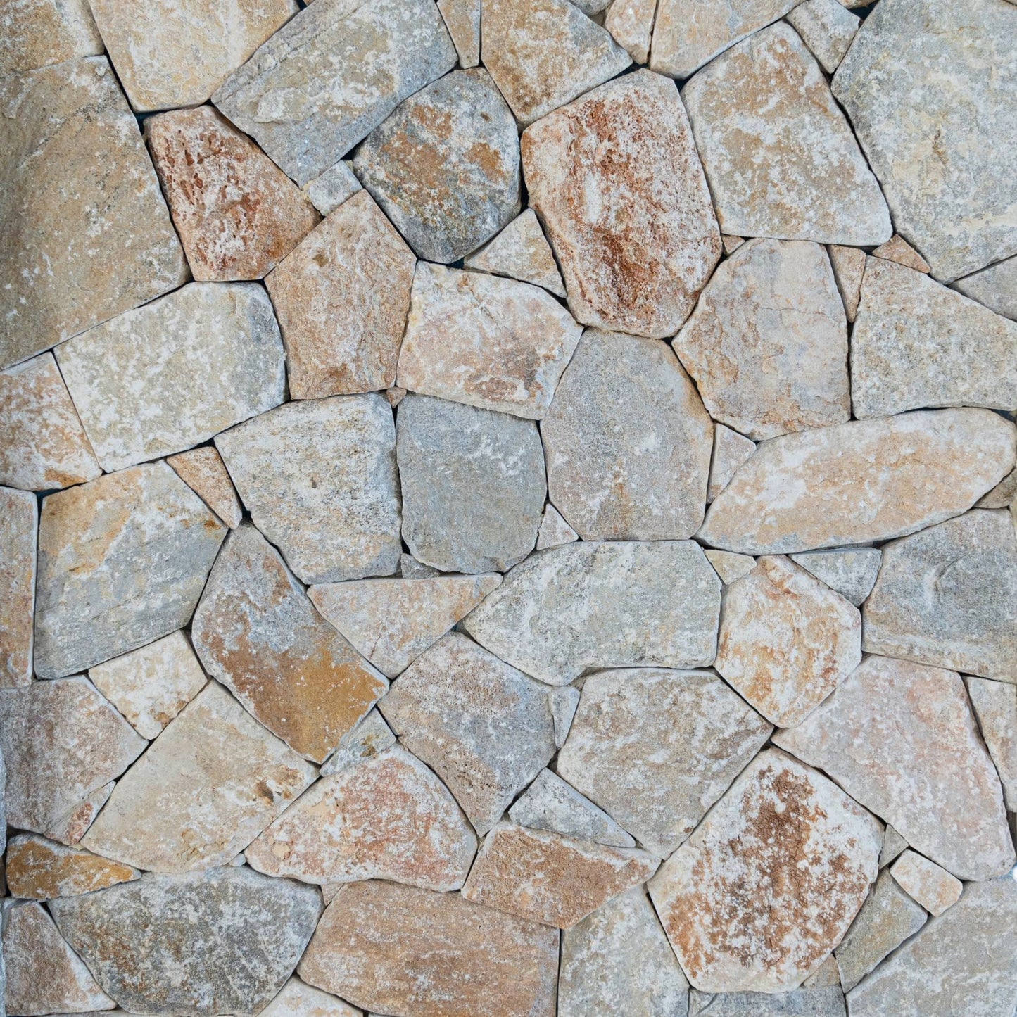 Mixed Beige Quartz Random Cladding