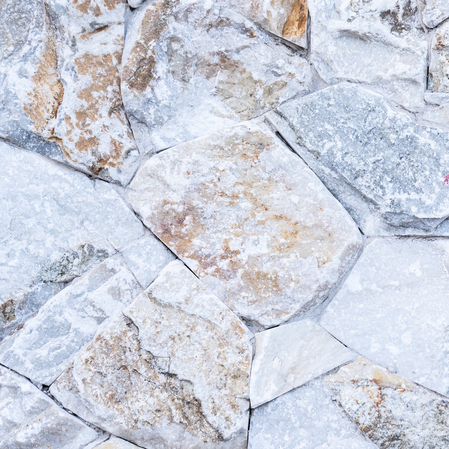 Byron Quartz Random Cladding