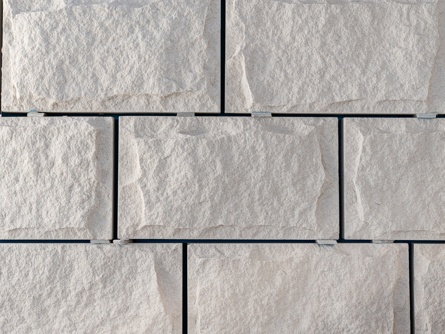 Australian White Rockface Sandstone Cladding