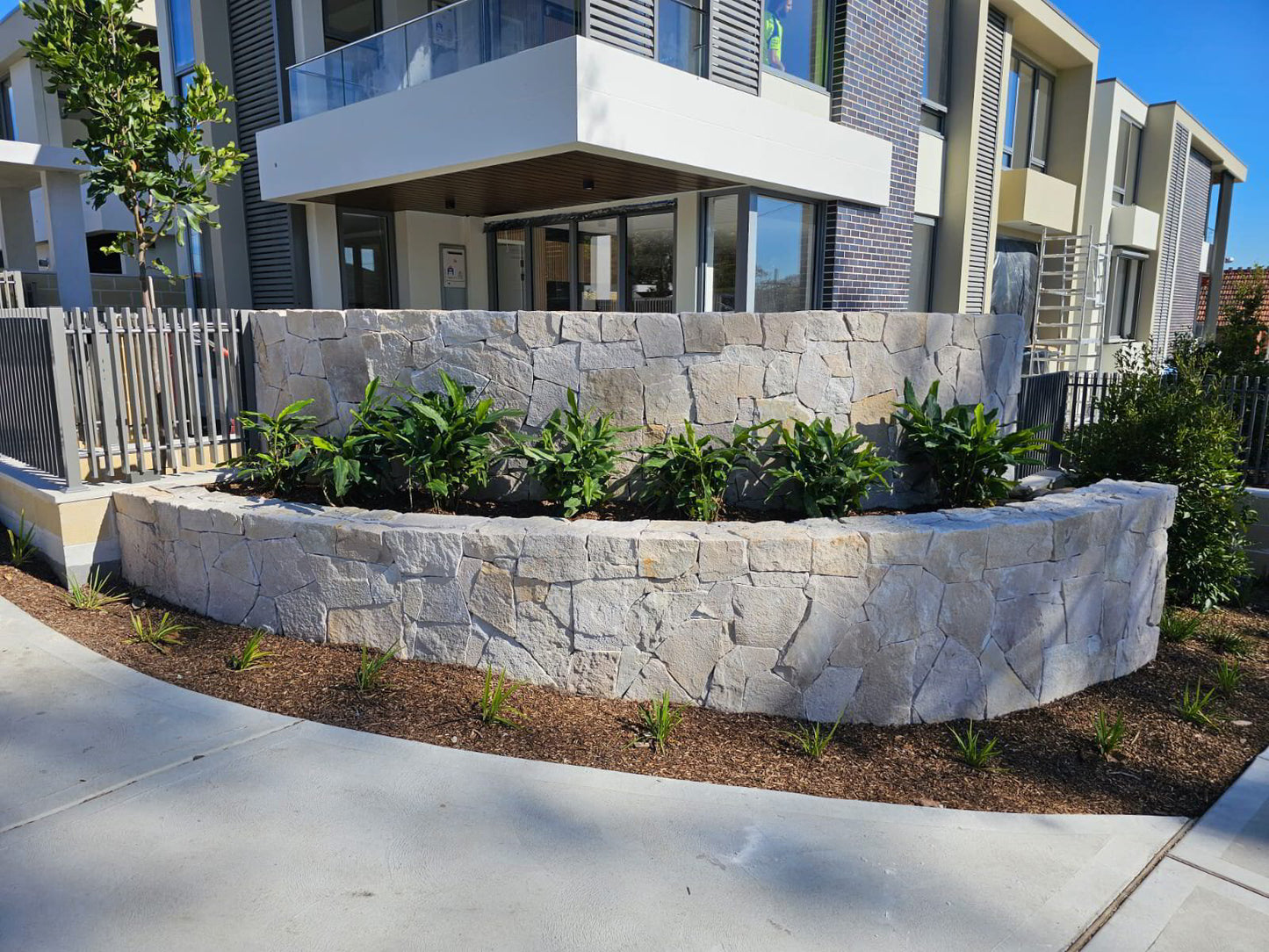 White Mix Sandstone Random cladding