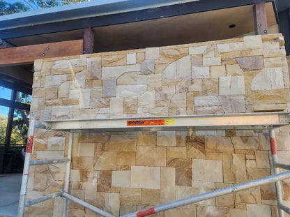 Colonial Banded Split Sandstone Cladding